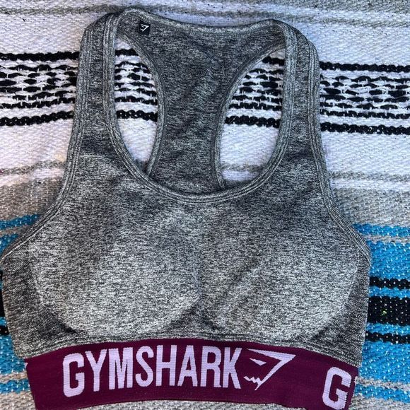 NWOT grey GymShark sports bra - Picture 1 of 9